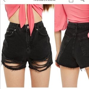 TOPSHOP Ripped Mom Jeans, size 8